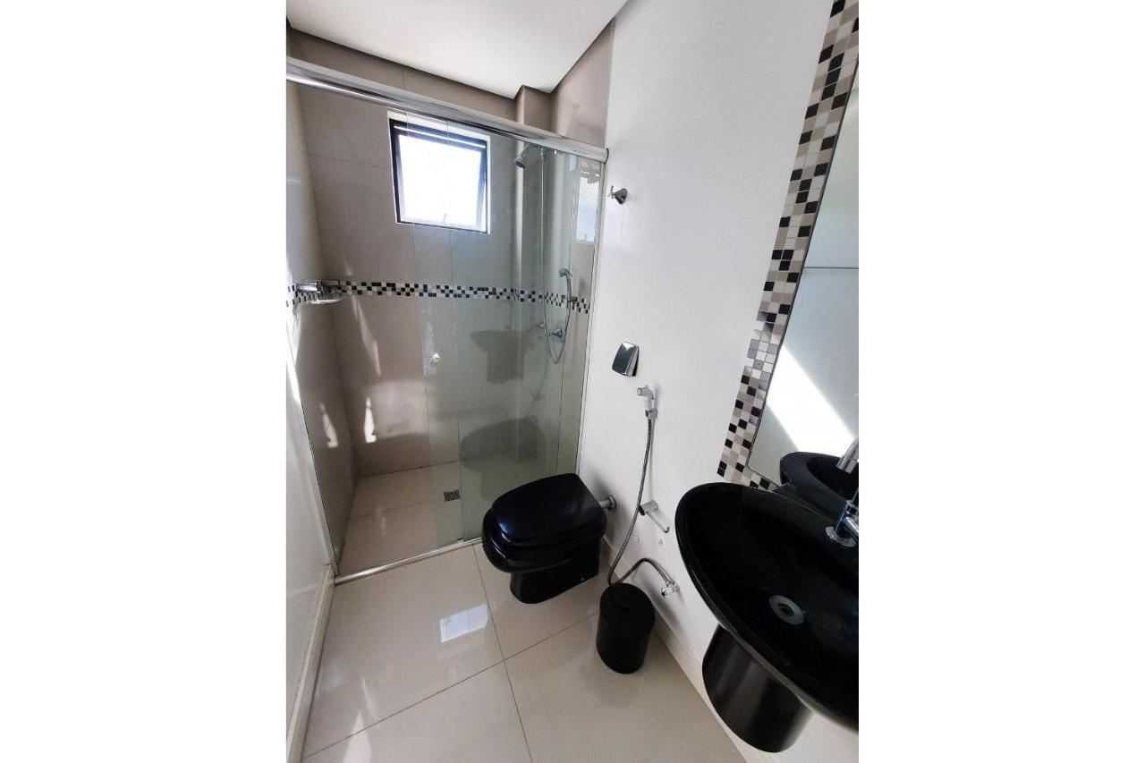 3 Suites Linda Vista Da Orla De Bc A 50M Da Praia - Somente Familiares Balneário Camboriú Exteriér fotografie