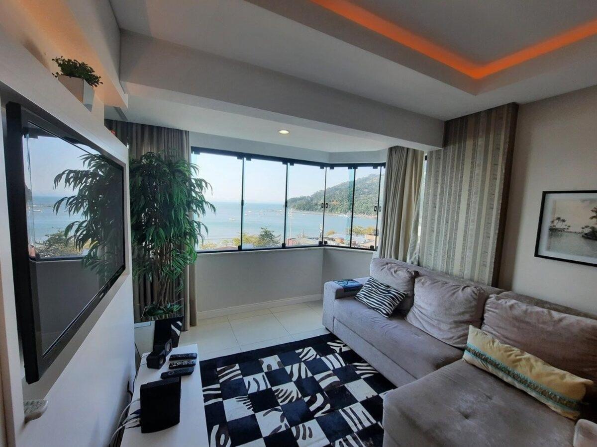 3 Suites Linda Vista Da Orla De Bc A 50M Da Praia - Somente Familiares Balneário Camboriú Exteriér fotografie