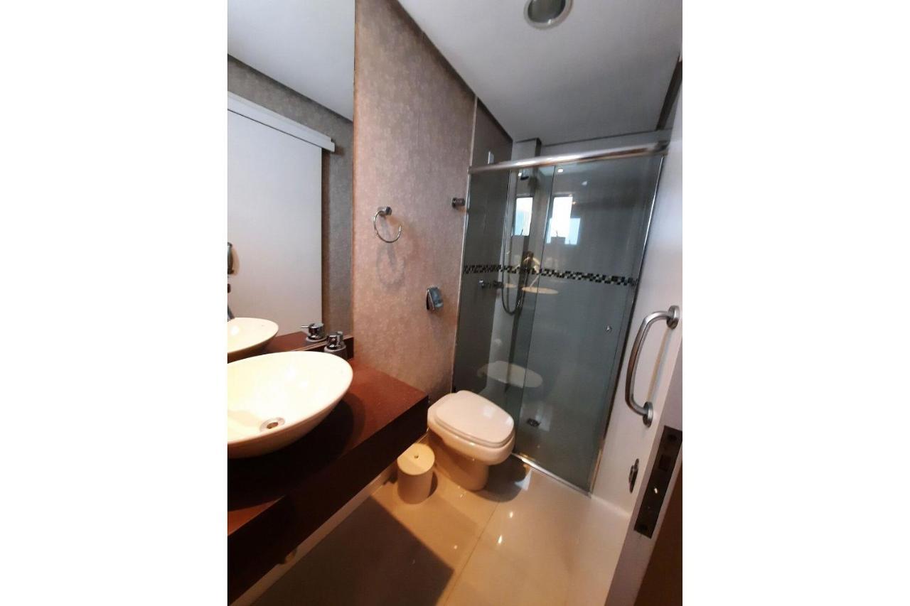 3 Suites Linda Vista Da Orla De Bc A 50M Da Praia - Somente Familiares Balneário Camboriú Exteriér fotografie