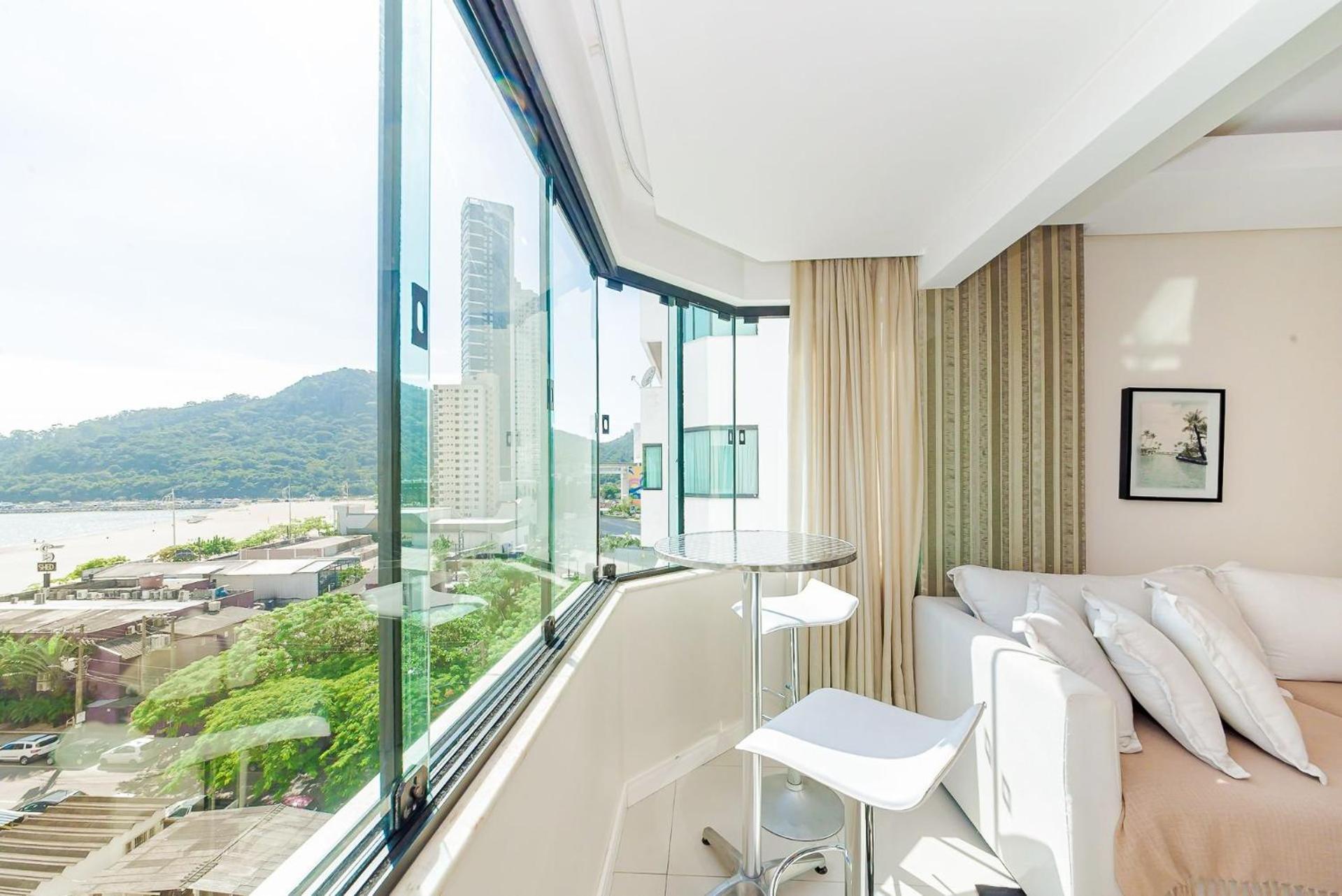 3 Suites Linda Vista Da Orla De Bc A 50M Da Praia - Somente Familiares Balneário Camboriú Exteriér fotografie
