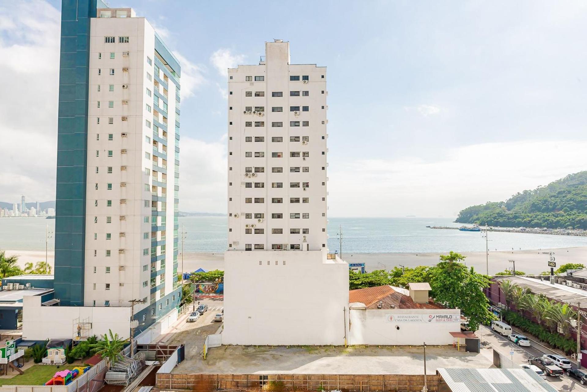 3 Suites Linda Vista Da Orla De Bc A 50M Da Praia - Somente Familiares Balneário Camboriú Exteriér fotografie